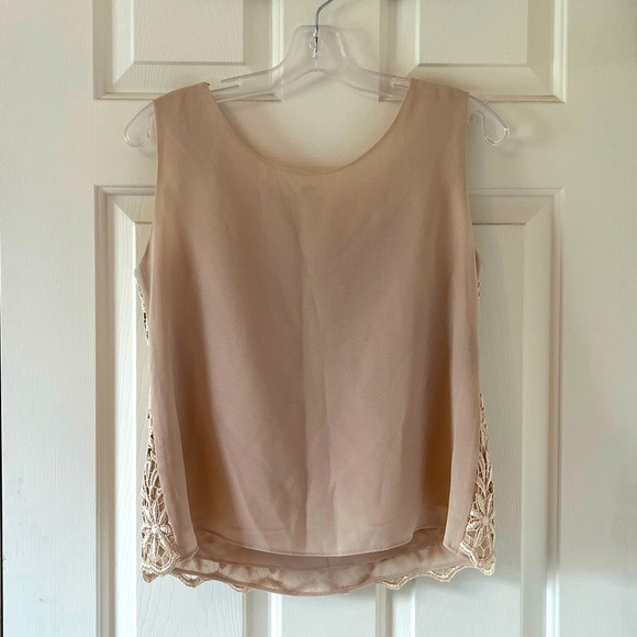 SOLD Embroidered Lace Overlay Chiffon Sleeveless Blouse Size 8P - Picture 6 of 11